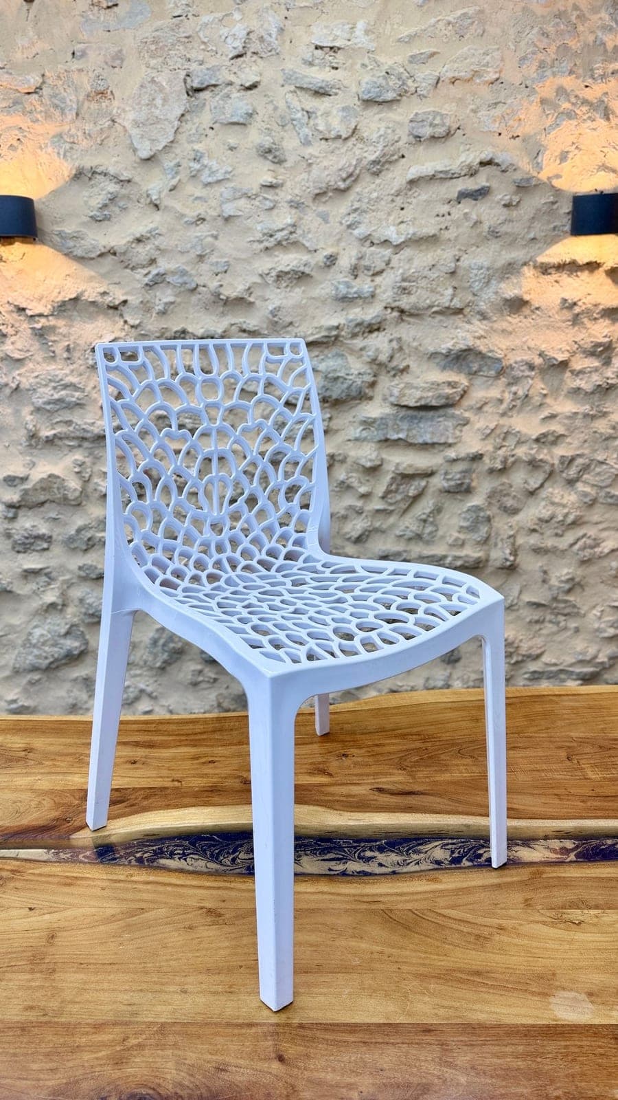 Chaise Gruvyer blanche (vue 3)