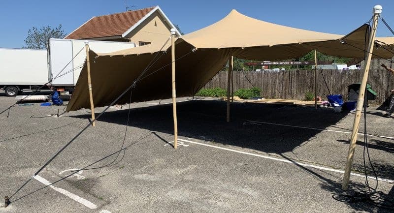 Tente stretch nomade 300 m2 (vue 3)
